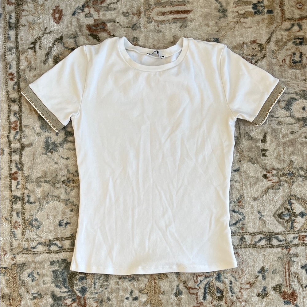 Zara White Short Sleeve Tee with Beige Trim
